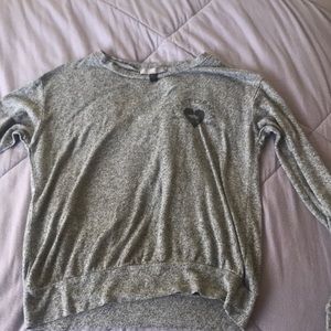 gray long sleeve